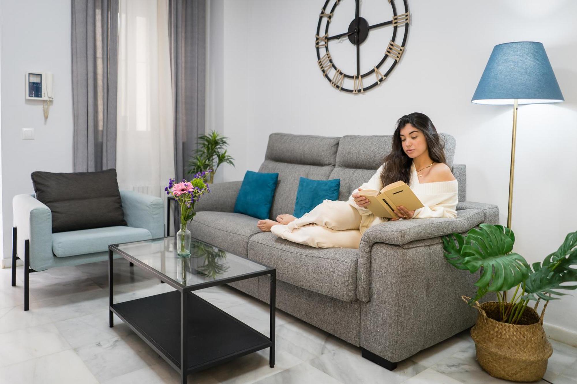 Apartamento Triana Deluxe Con Patio Privado Севилья Экстерьер фото
