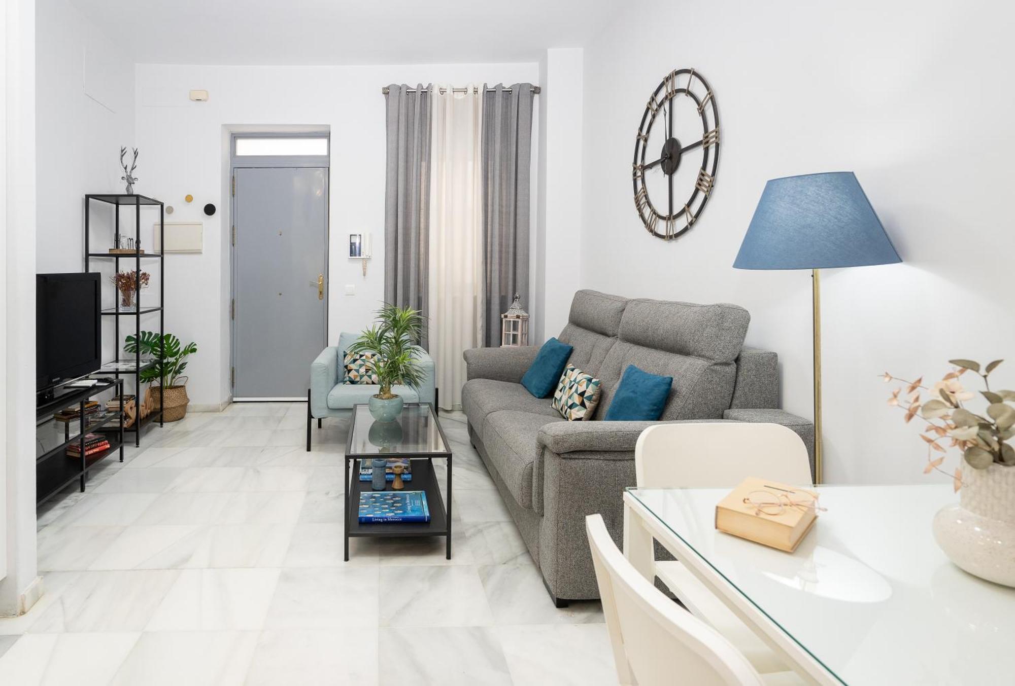 Apartamento Triana Deluxe Con Patio Privado Севилья Экстерьер фото